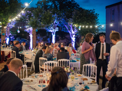 Feier in den Abendstunden